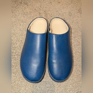 OluKai Leather Mule Hamani Size 11